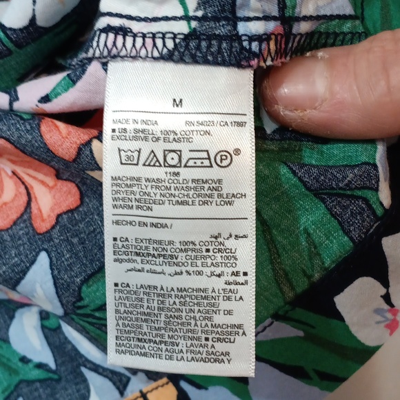 Old Navy Multicolor Floral Blouse, Ladies Summer Floral Top, Ladies Size M - Picture 5 of 5